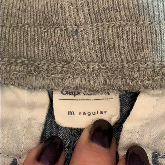 Shorts - Picture 2 of 4